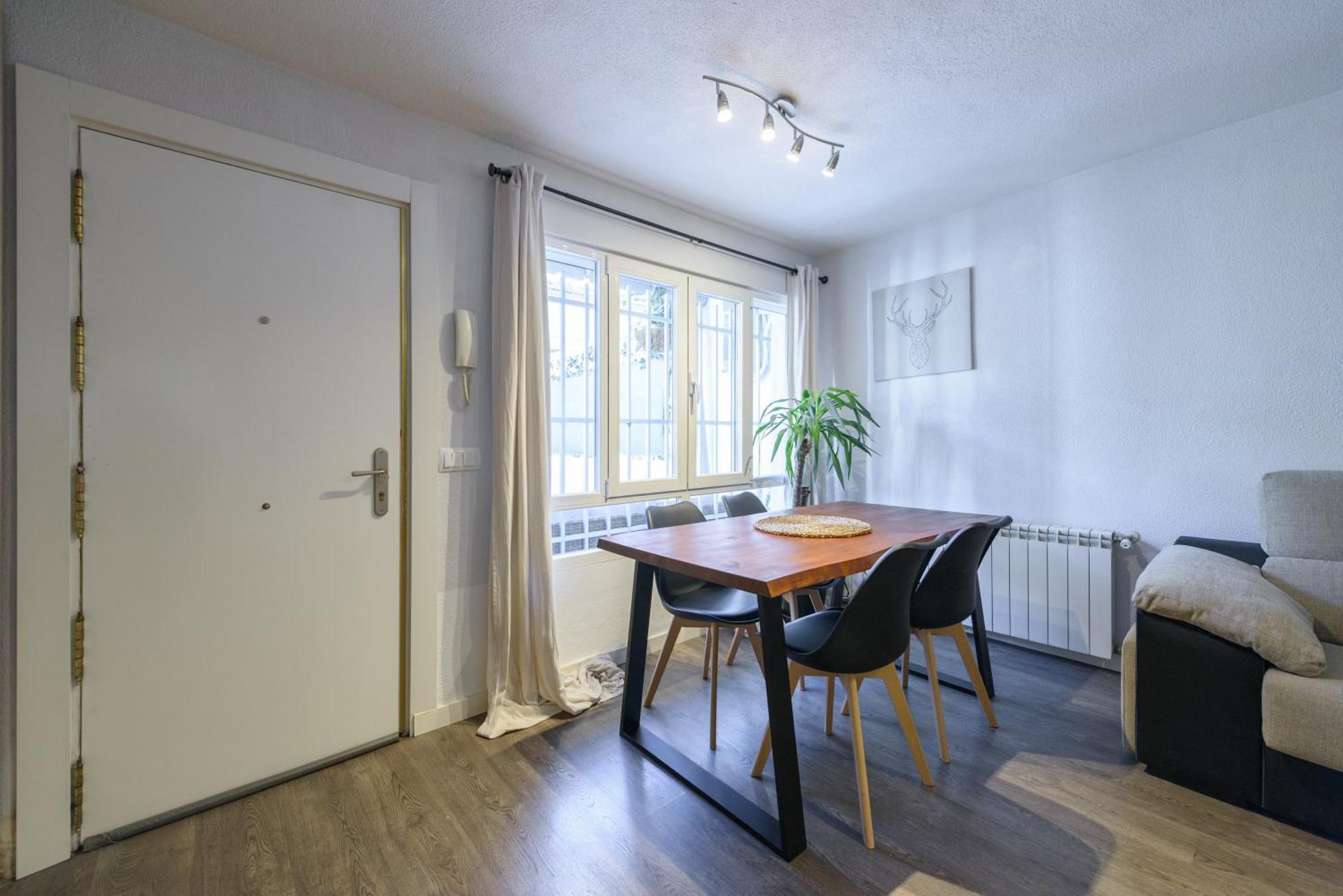 Sabadell Calle, Casa Familiar De 3 Dormitorios Con Terraza Junto Metro Fuencarral Madryt Zewnętrze zdjęcie