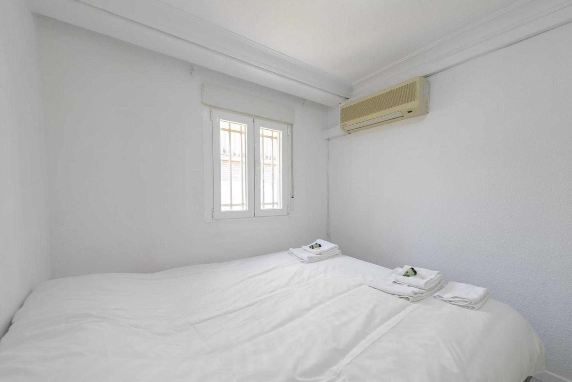 Sabadell Calle, Casa Familiar De 3 Dormitorios Con Terraza Junto Metro Fuencarral Madryt Zewnętrze zdjęcie