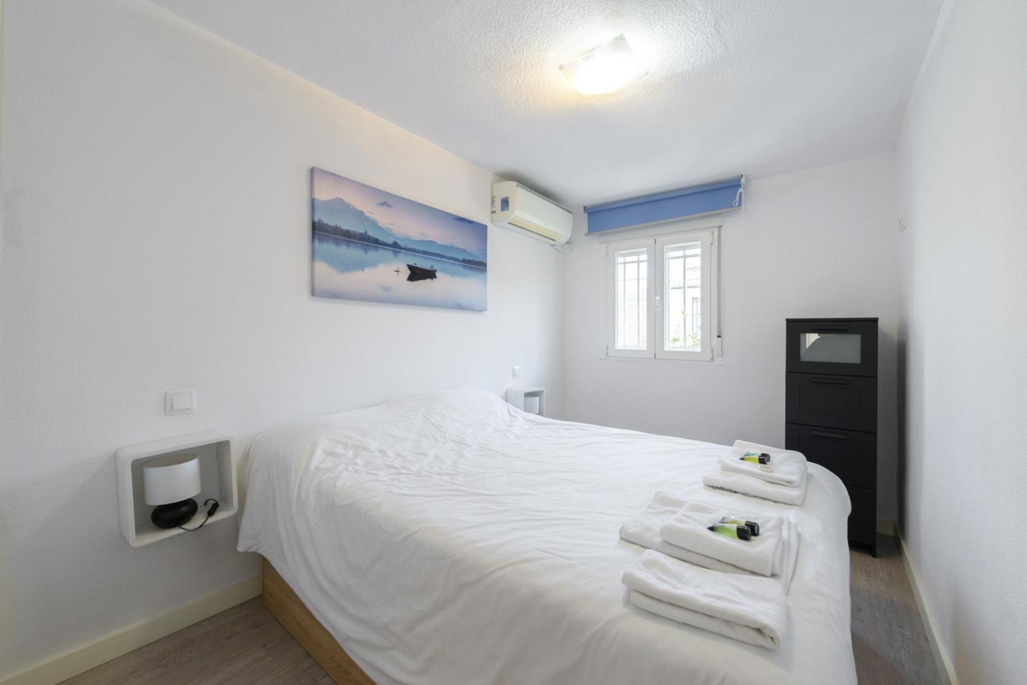 Sabadell Calle, Casa Familiar De 3 Dormitorios Con Terraza Junto Metro Fuencarral Madryt Zewnętrze zdjęcie